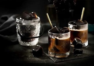 cafea rece cu lapte de cocos